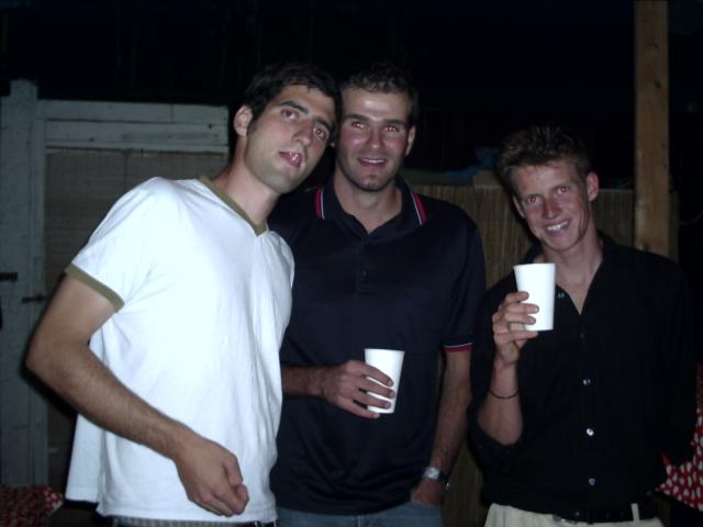 Aug23154.JPG, 371413 bytes, 23.08.2002